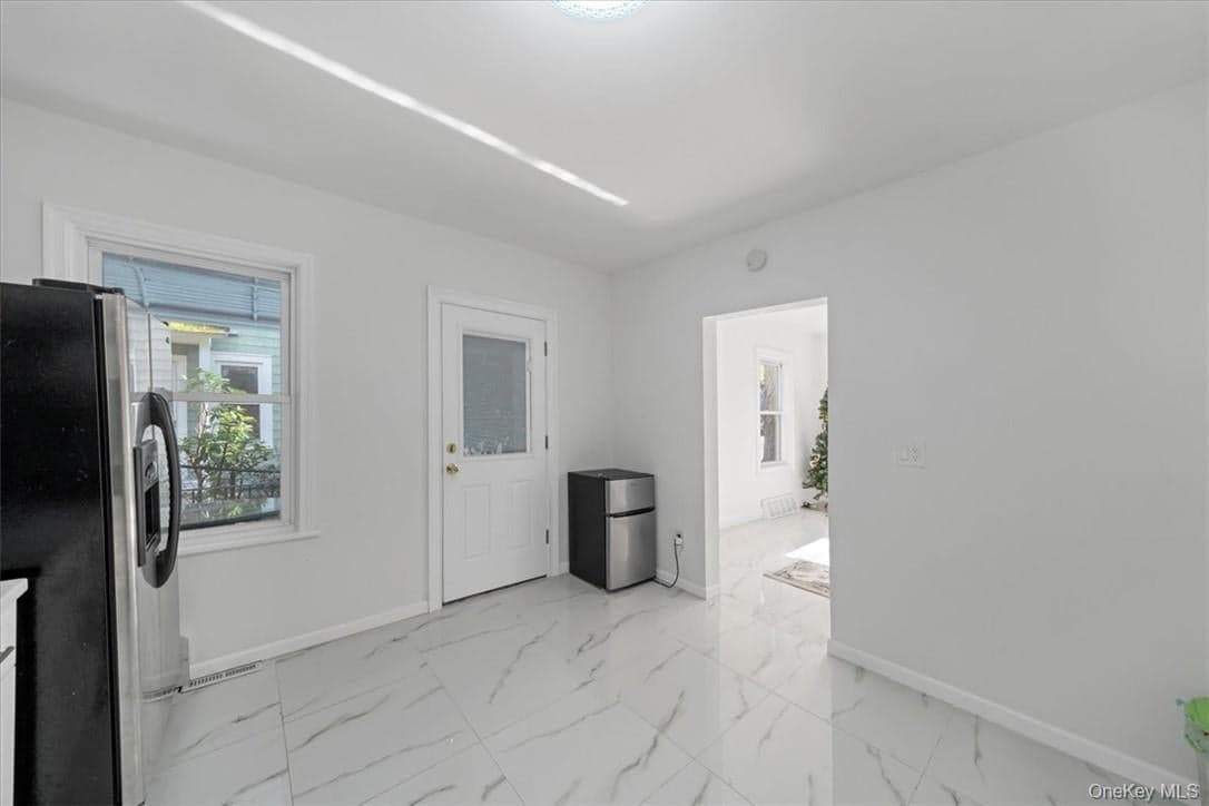 39 Reservoir Avenue thumbnail 13