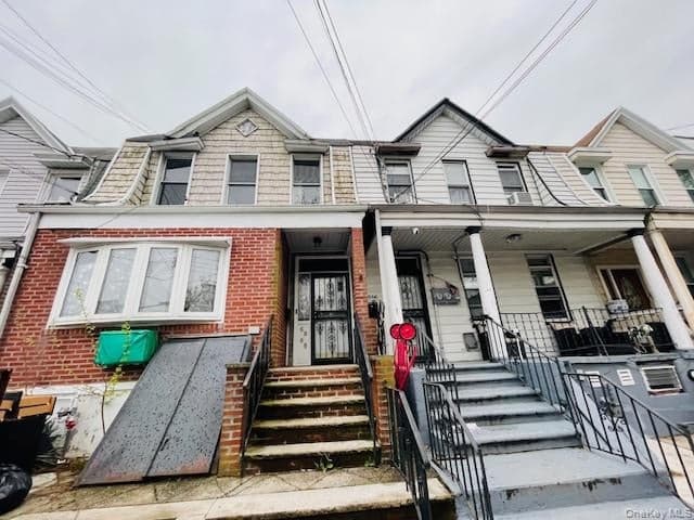 68-68 76th Street, Middle Village
