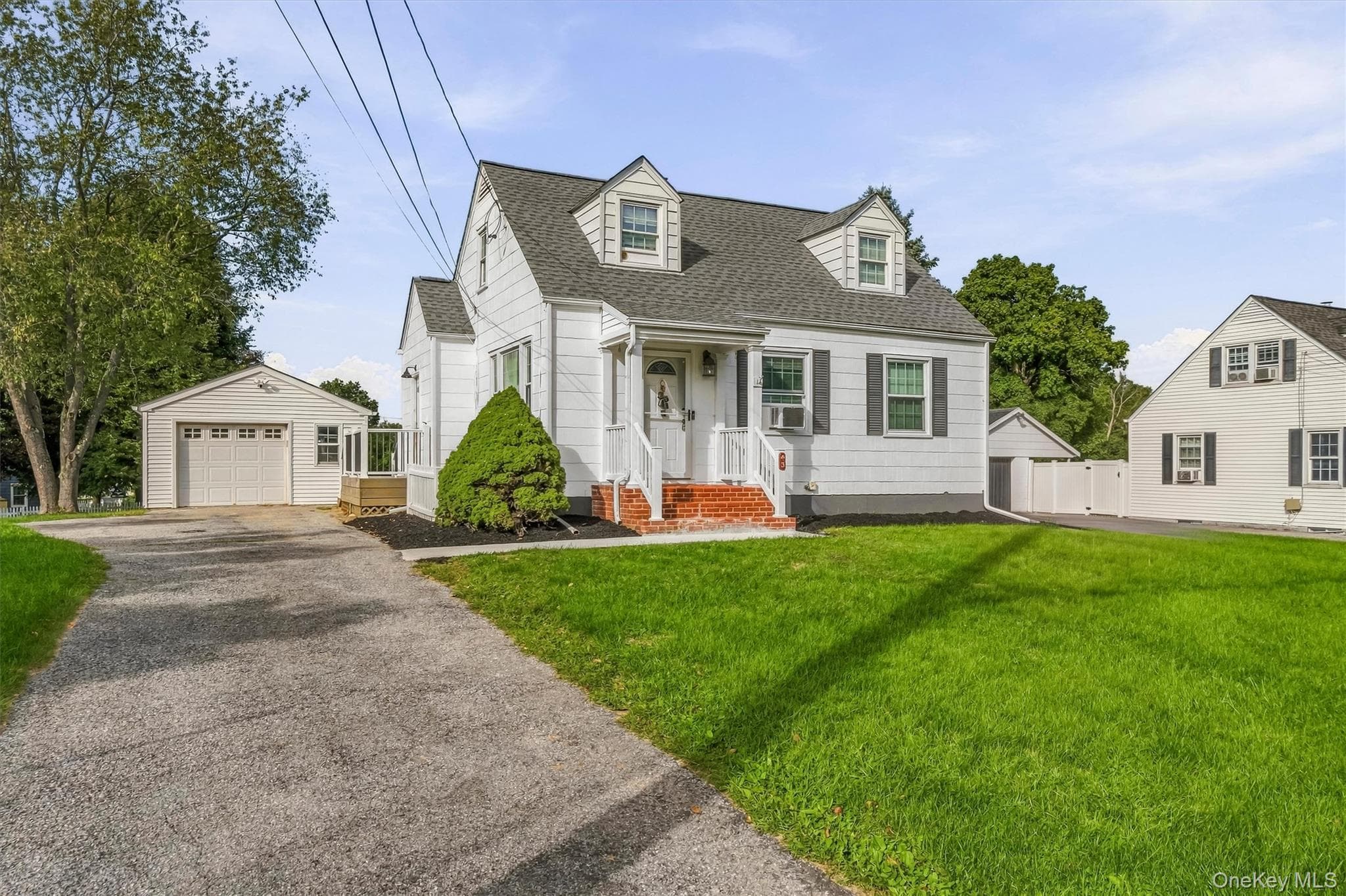 3 Kinderhook Drive photo 1