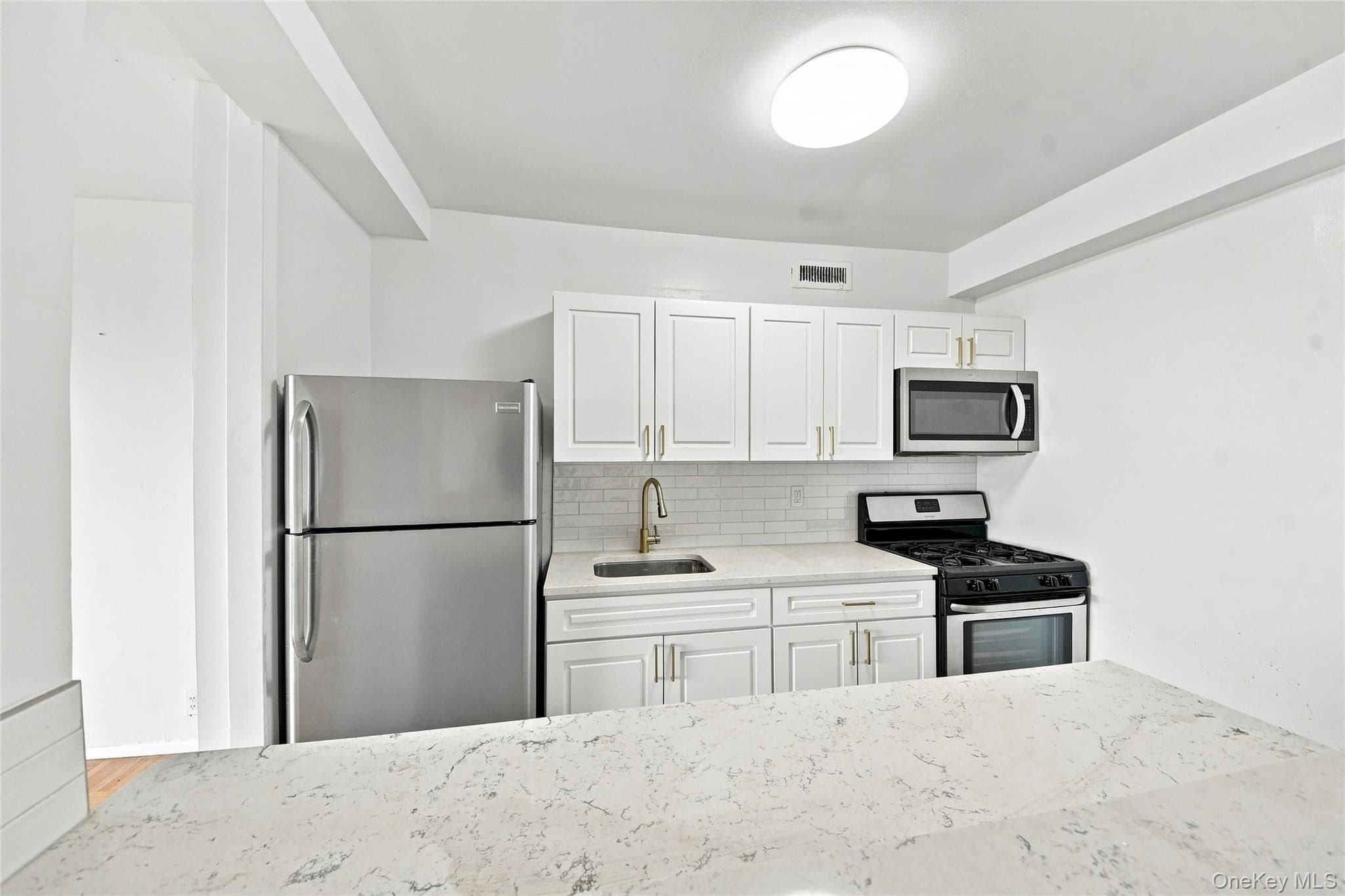 8 Fordham Hill Oval Unit: 16D thumbnail 8