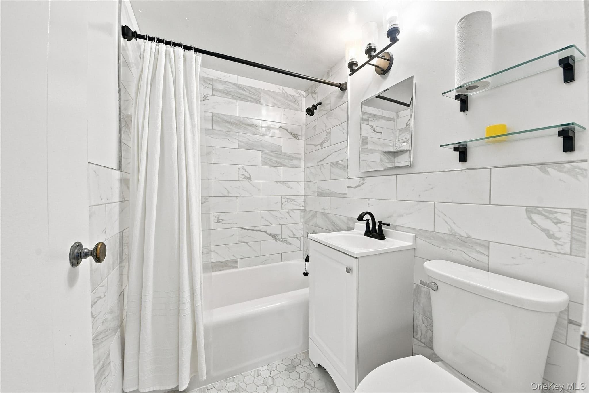 8 Fordham Hill Oval Unit: 16D thumbnail 13