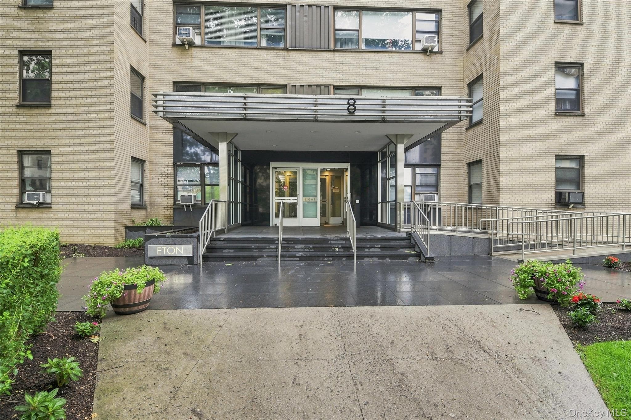 8 Fordham Hill Oval Unit: 16D thumbnail 15
