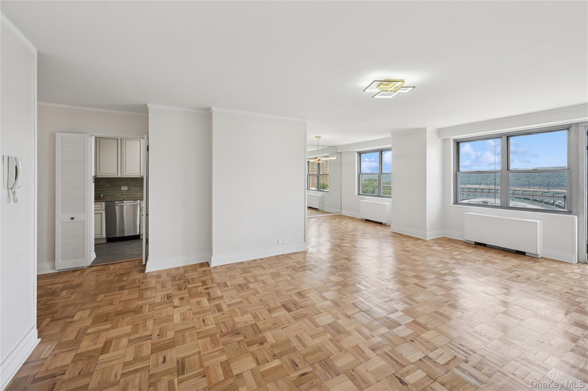 2500 Johnson Avenue Unit: 15N thumbnail 4