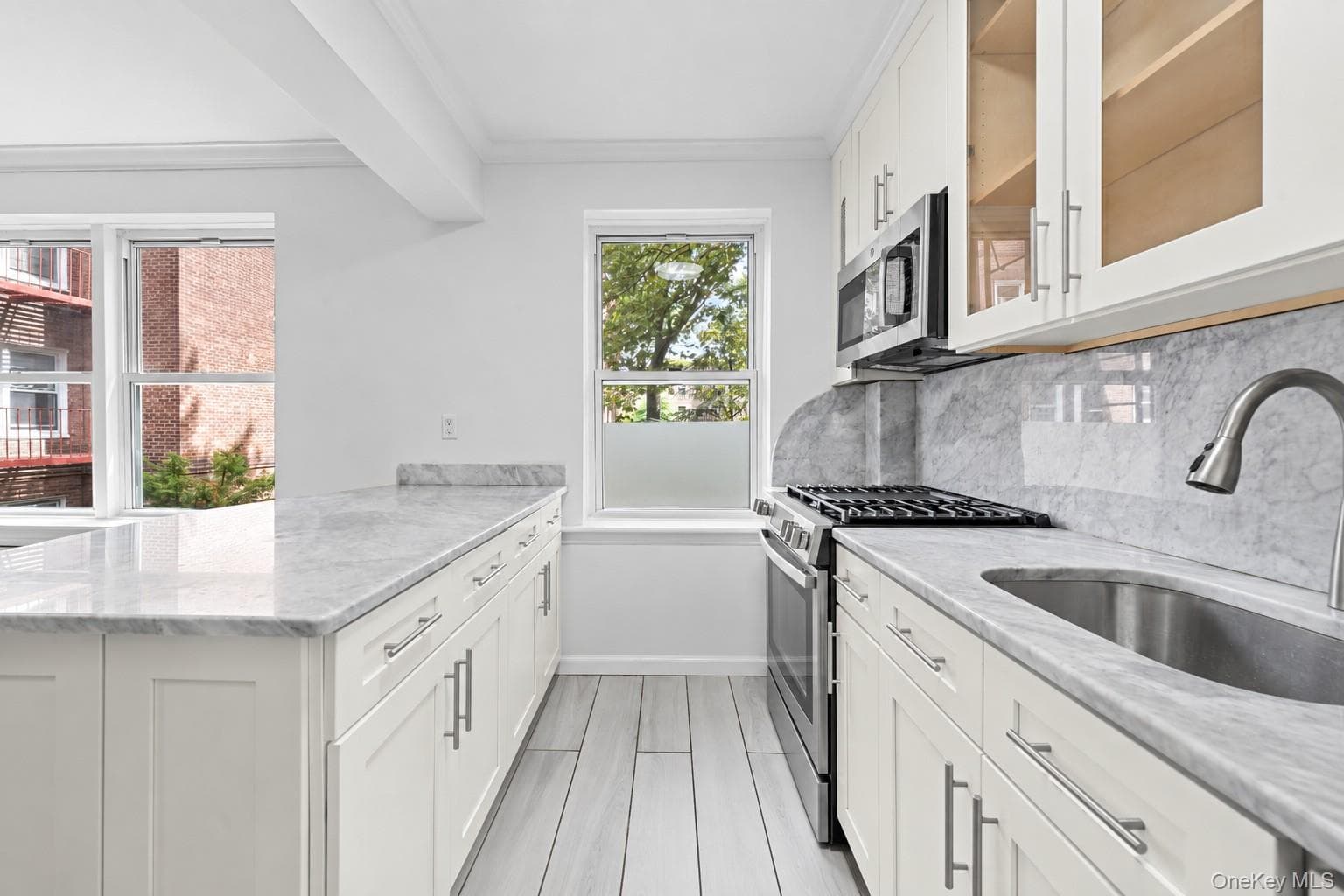 141-39 78th Road Unit: 2P thumbnail 5