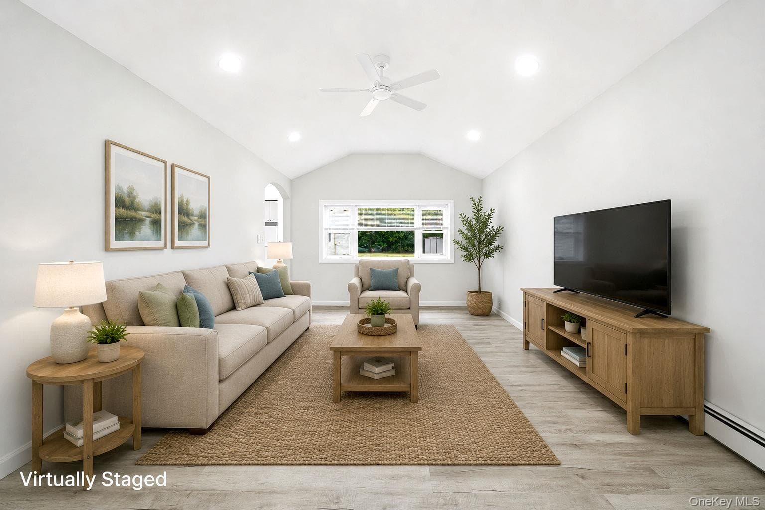 9 Carson Lane, Medford