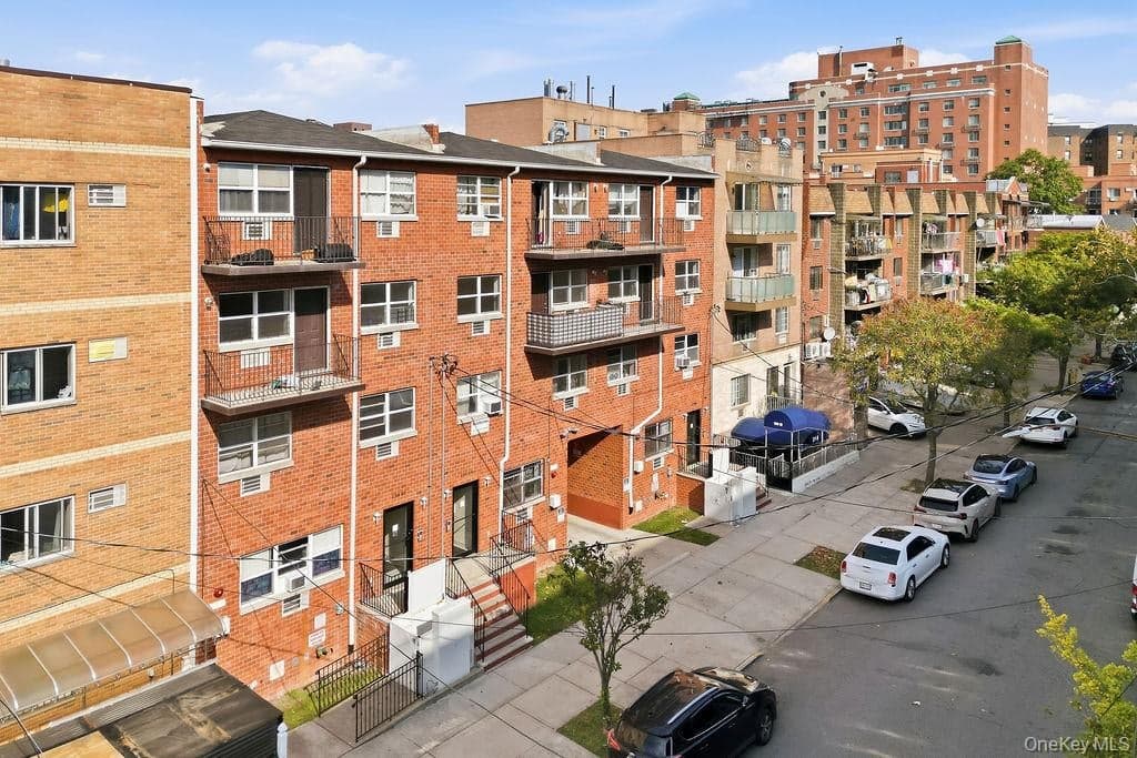 13911 34th Avenue, Flushing