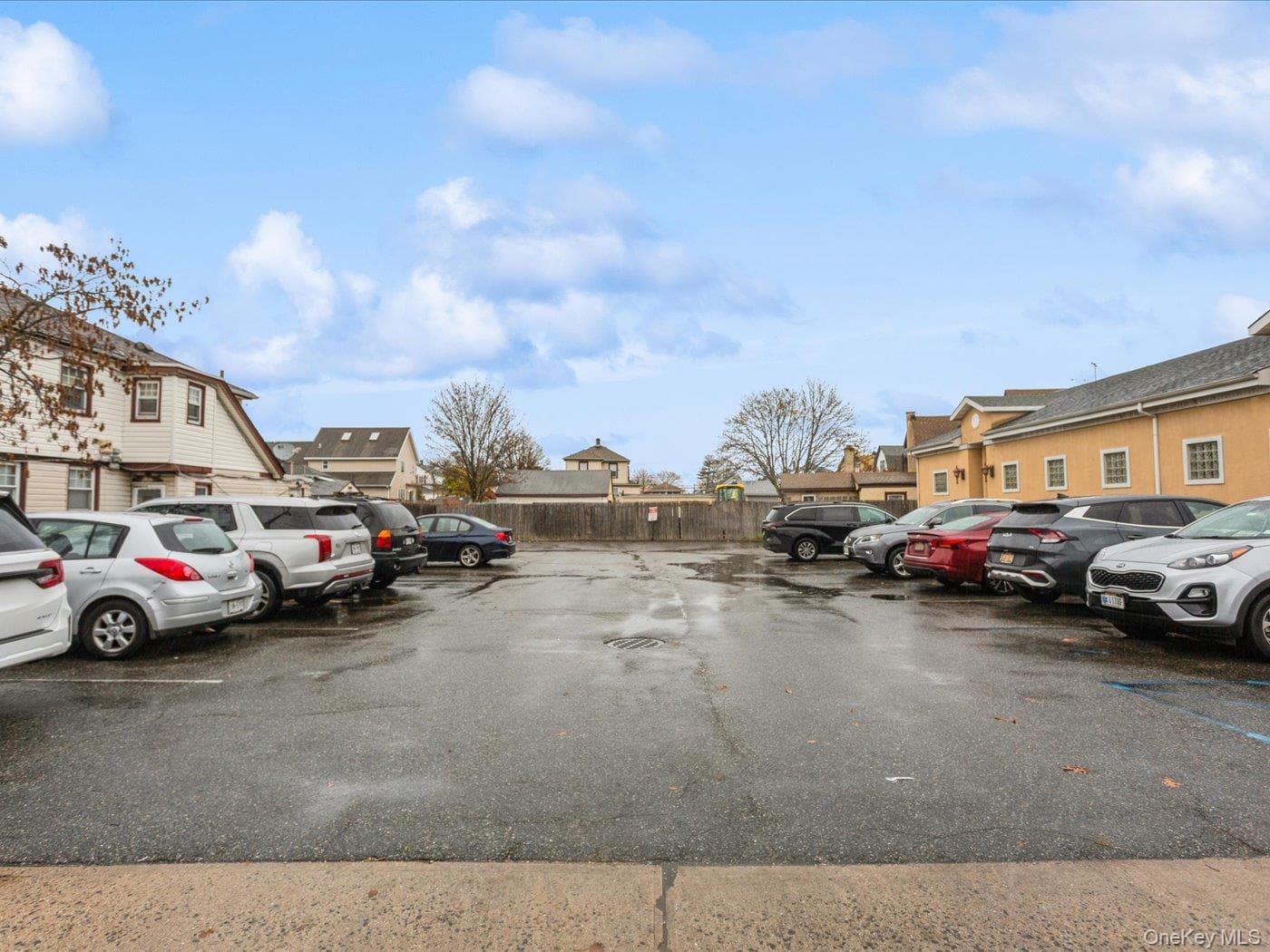 270 Doughty Boulevard thumbnail 4