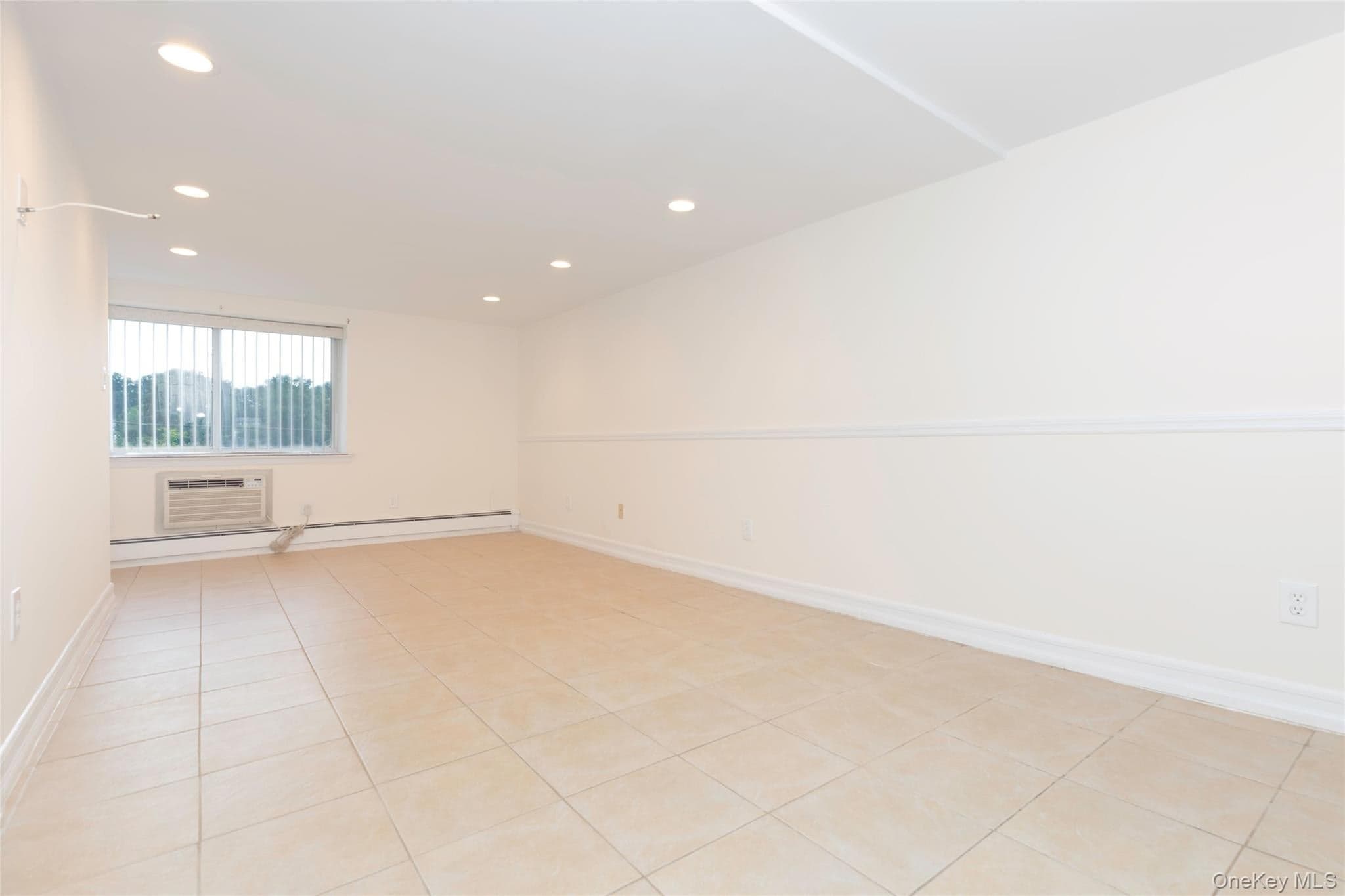 2035 Central Park Avenue Unit: AA4 thumbnail 8