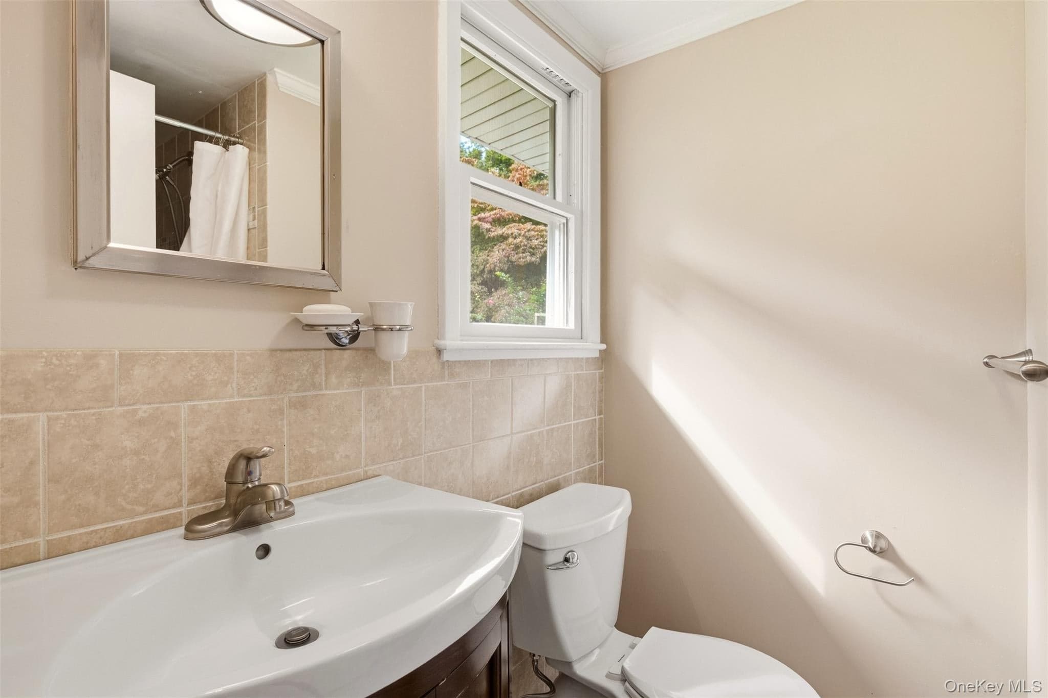 174 Flower Hill Road thumbnail 17