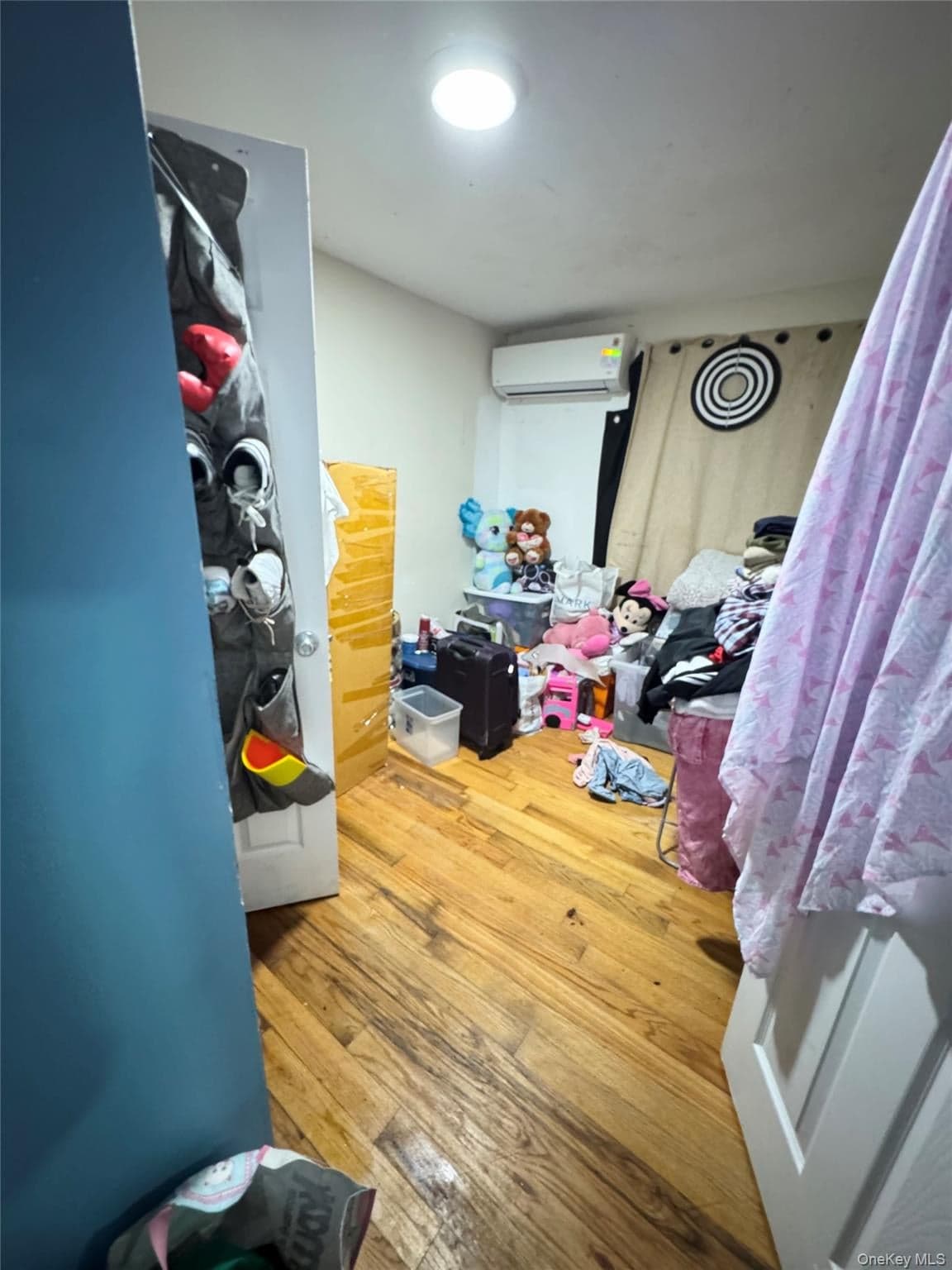 342 E 194th Street thumbnail 23