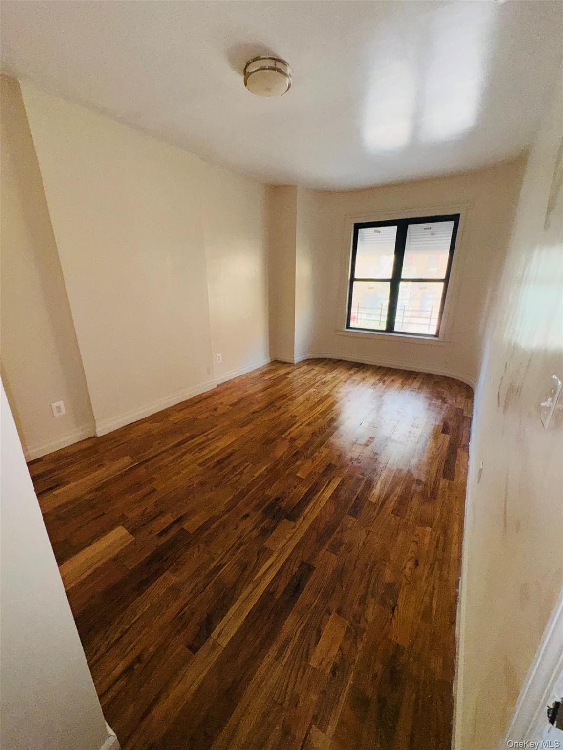 342 E 194th Street thumbnail 15