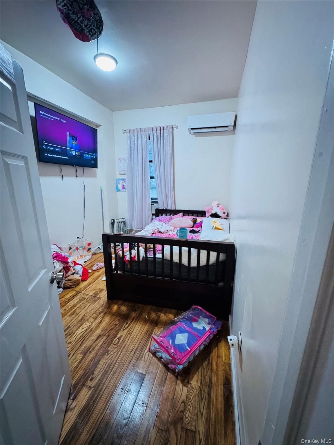 342 E 194th Street thumbnail 20