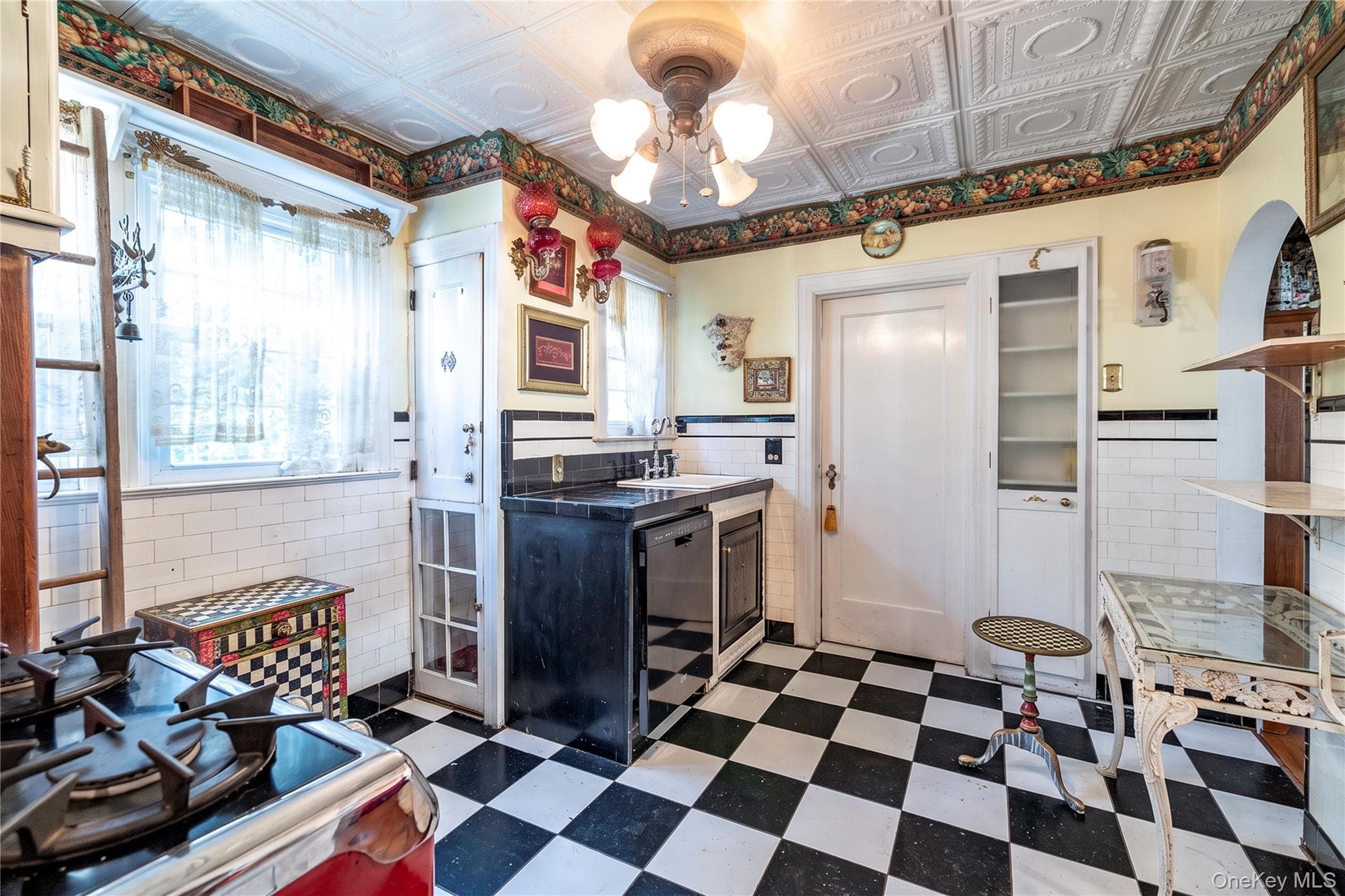 166 Southard Avenue thumbnail 5