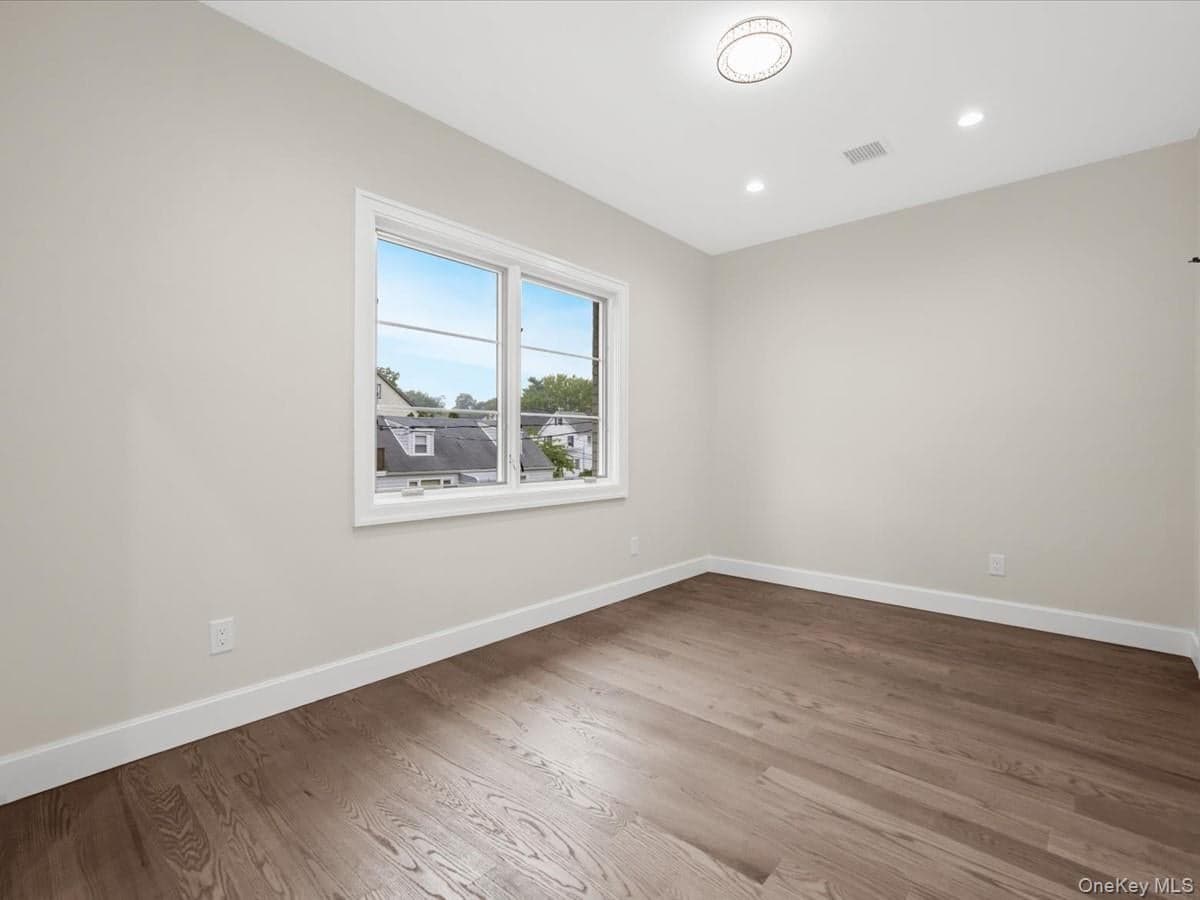 7 Floyd Place thumbnail 28