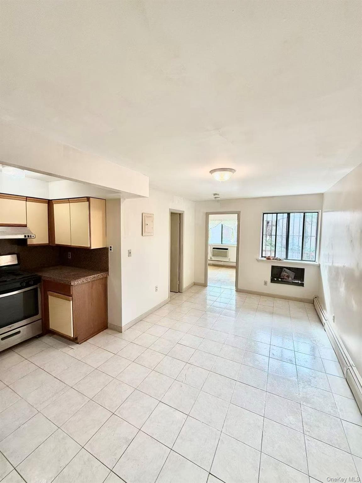 3730 103rd Street Unit: F1 thumbnail 7
