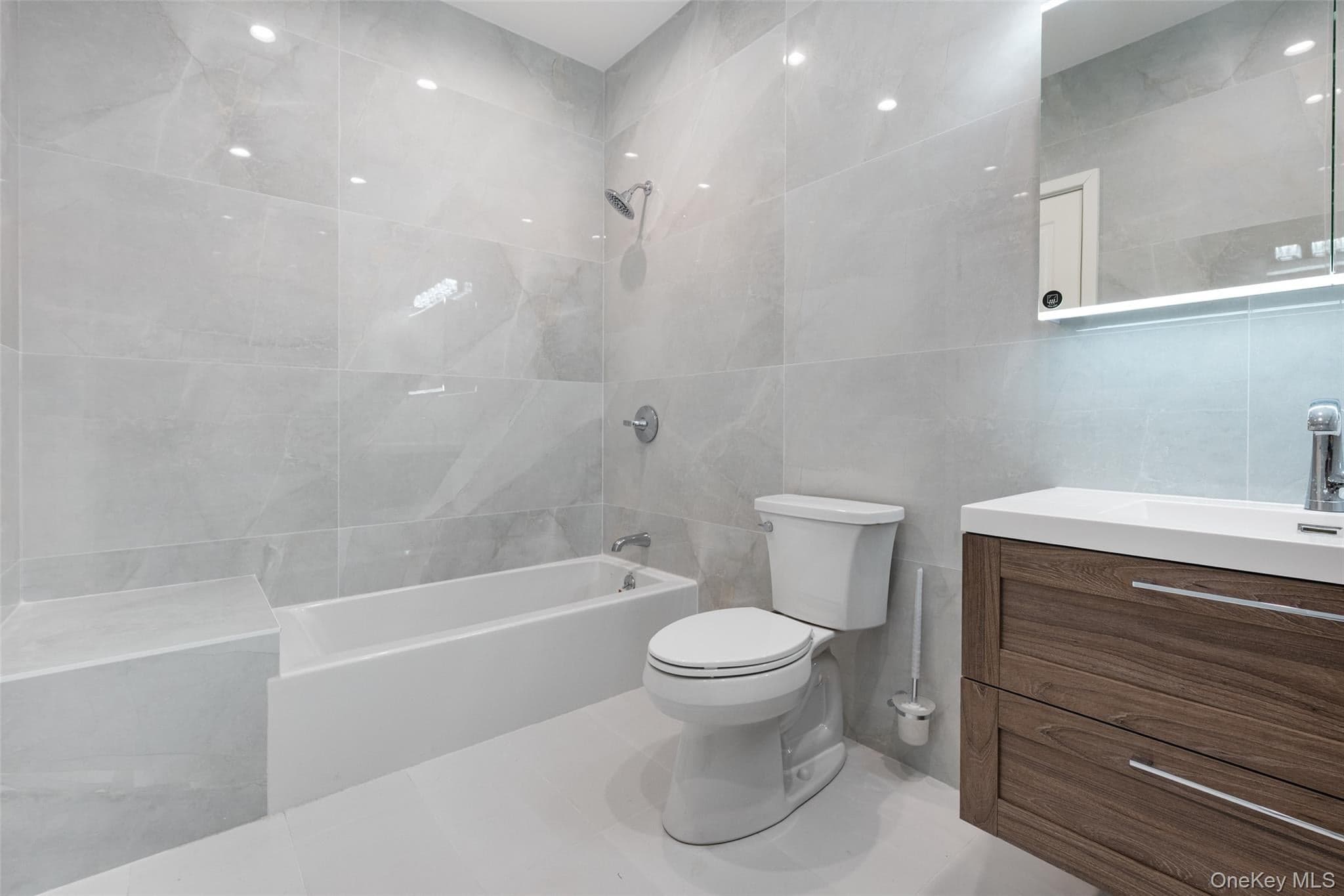 4 Angelas Place Unit: 1 thumbnail 33