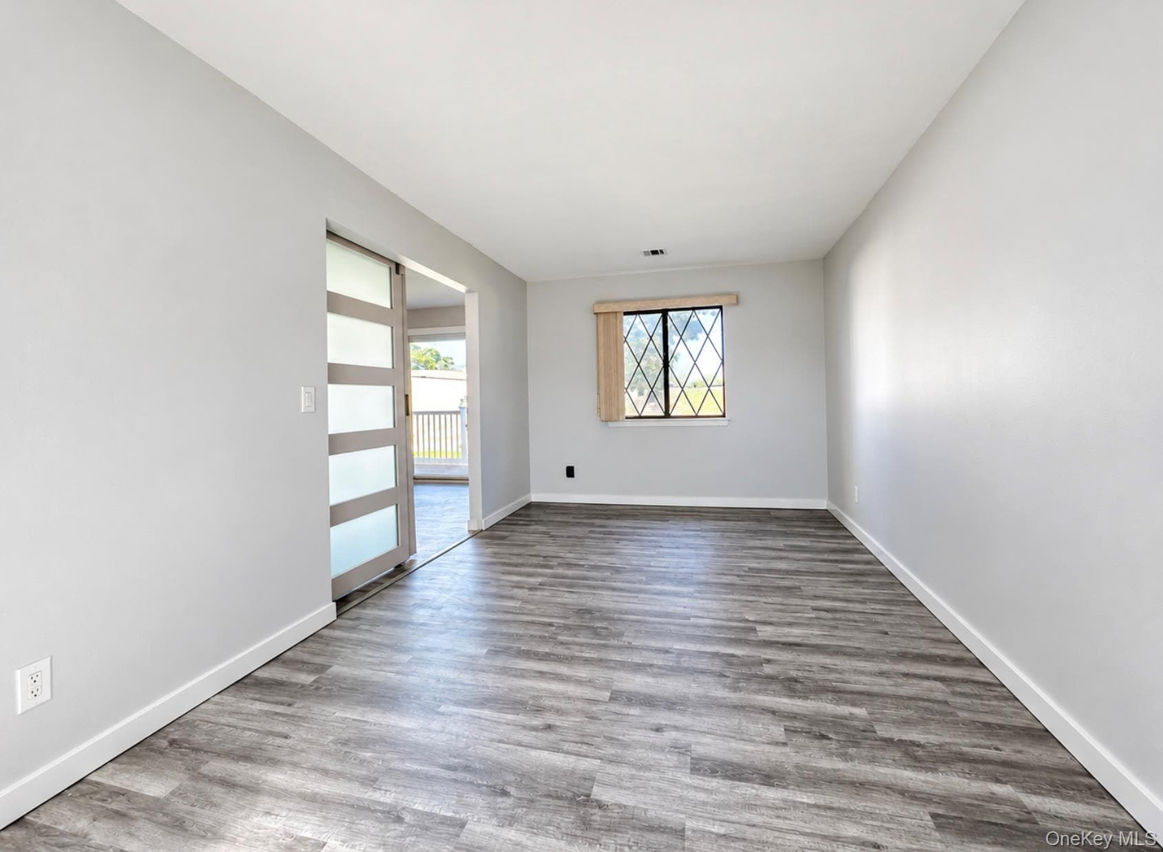160 Cambridge Drive thumbnail 12