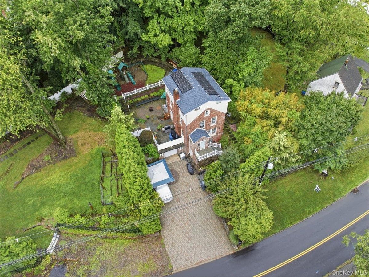 262 Upper Depew Avenue thumbnail 4