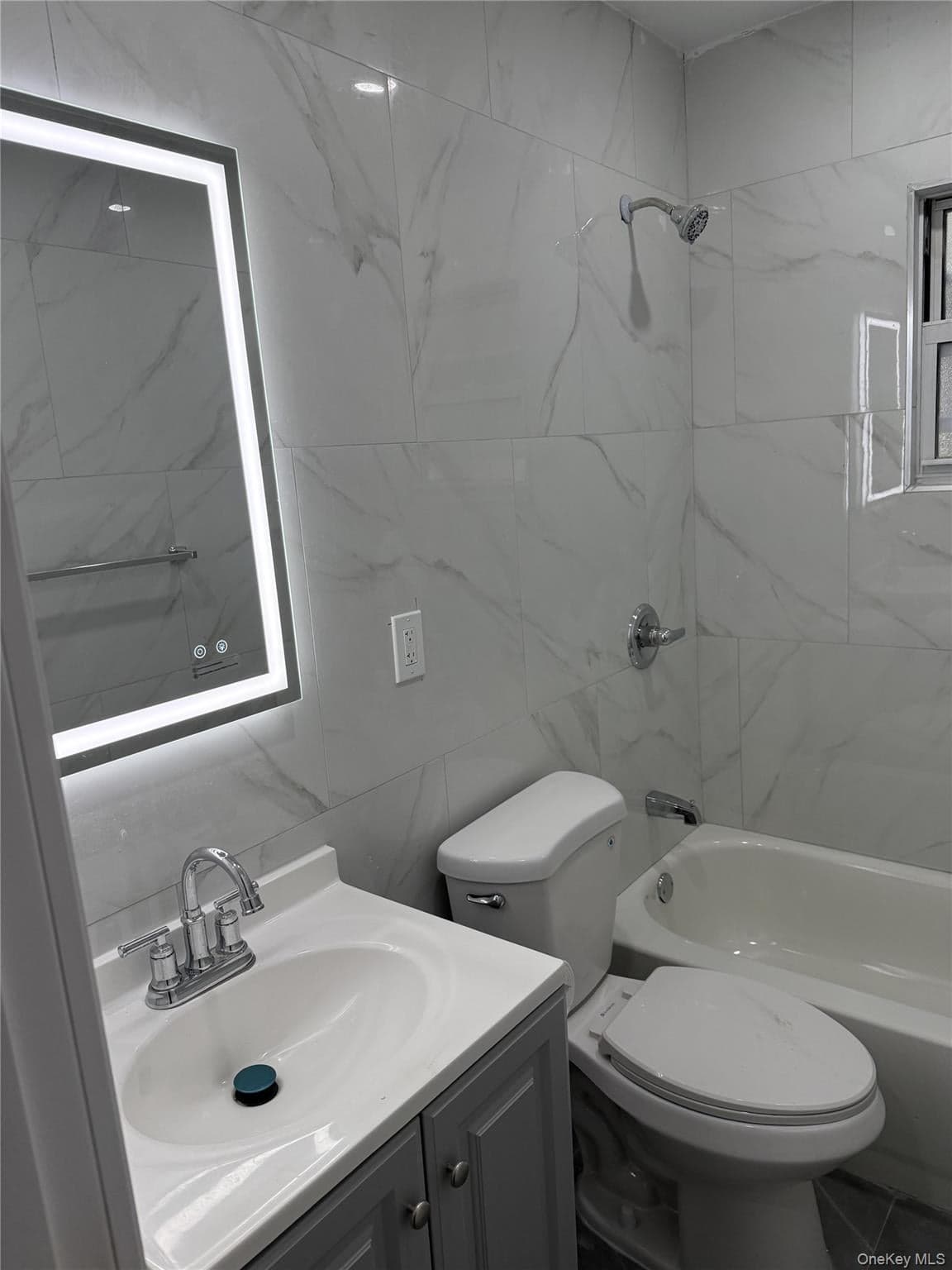 389 Warwick Street thumbnail 14