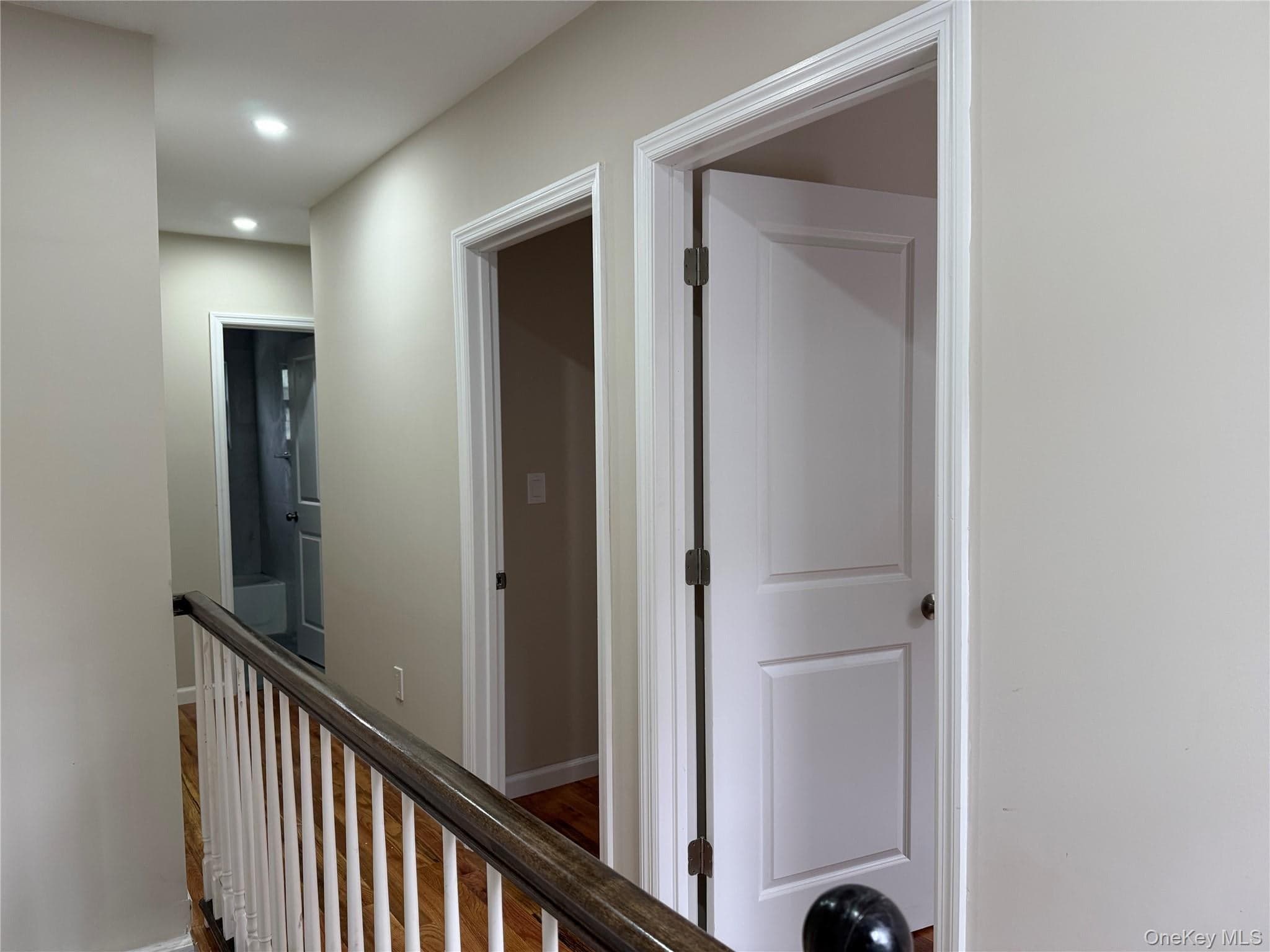 389 Warwick Street thumbnail 8