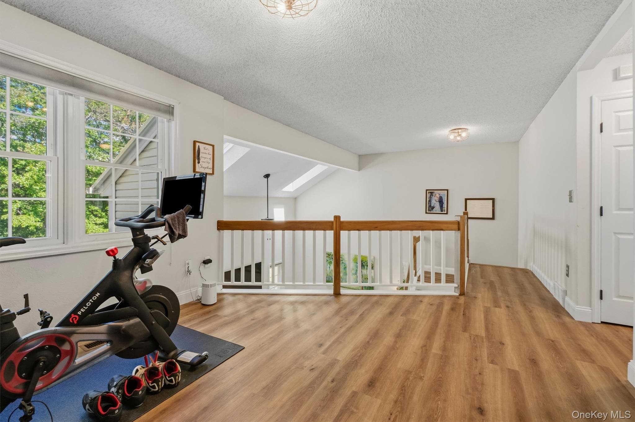6 N Cambridge Court thumbnail 37