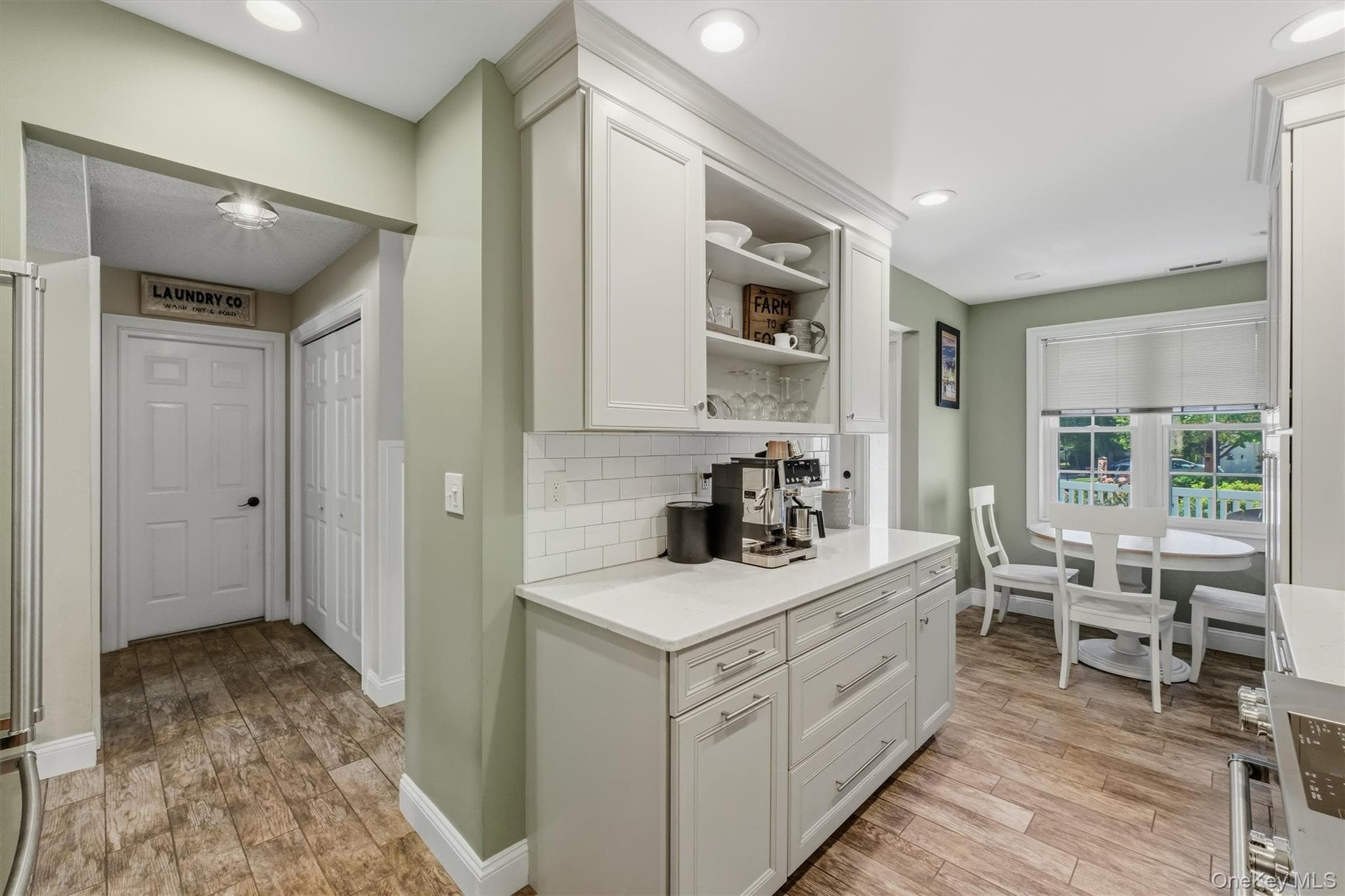 6 N Cambridge Court thumbnail 10