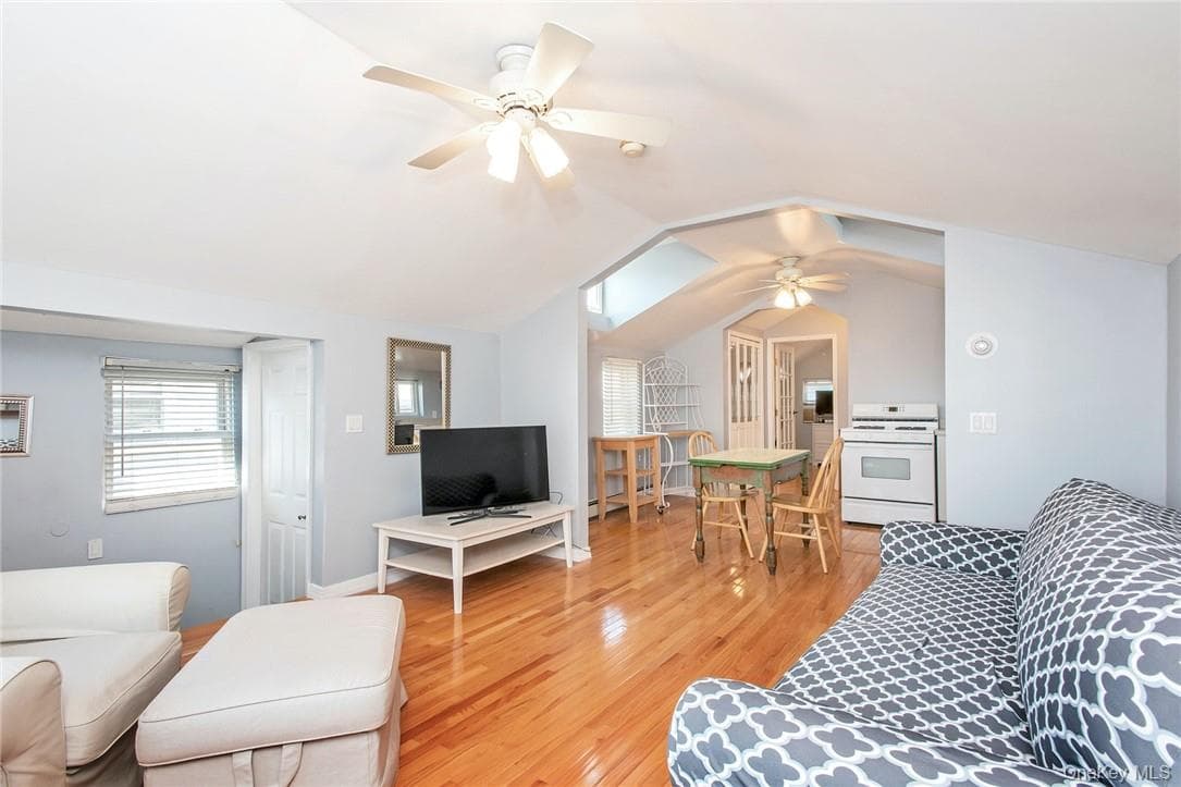 25 B Edgewater Park Unit: 25 B thumbnail 5