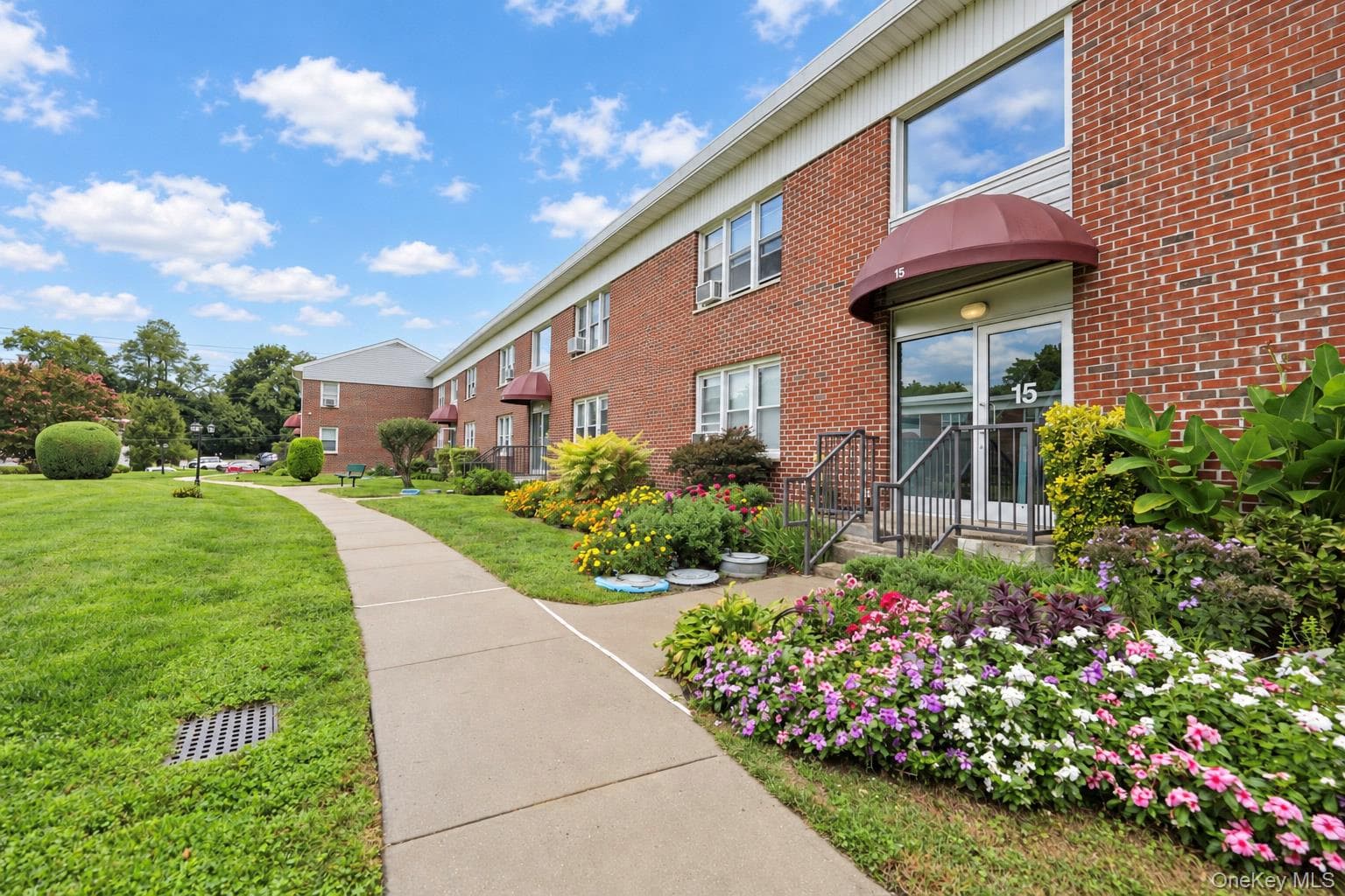 15 Winchester Avenue Unit: 2B thumbnail 2