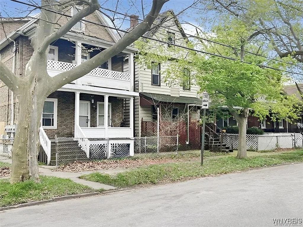 2235 Cudaback Avenue thumbnail 3