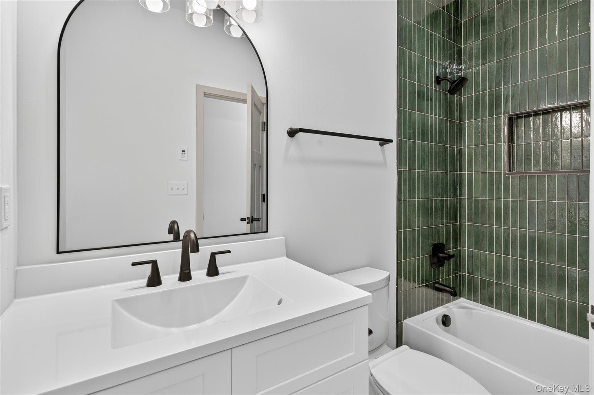 2 James Place thumbnail 29