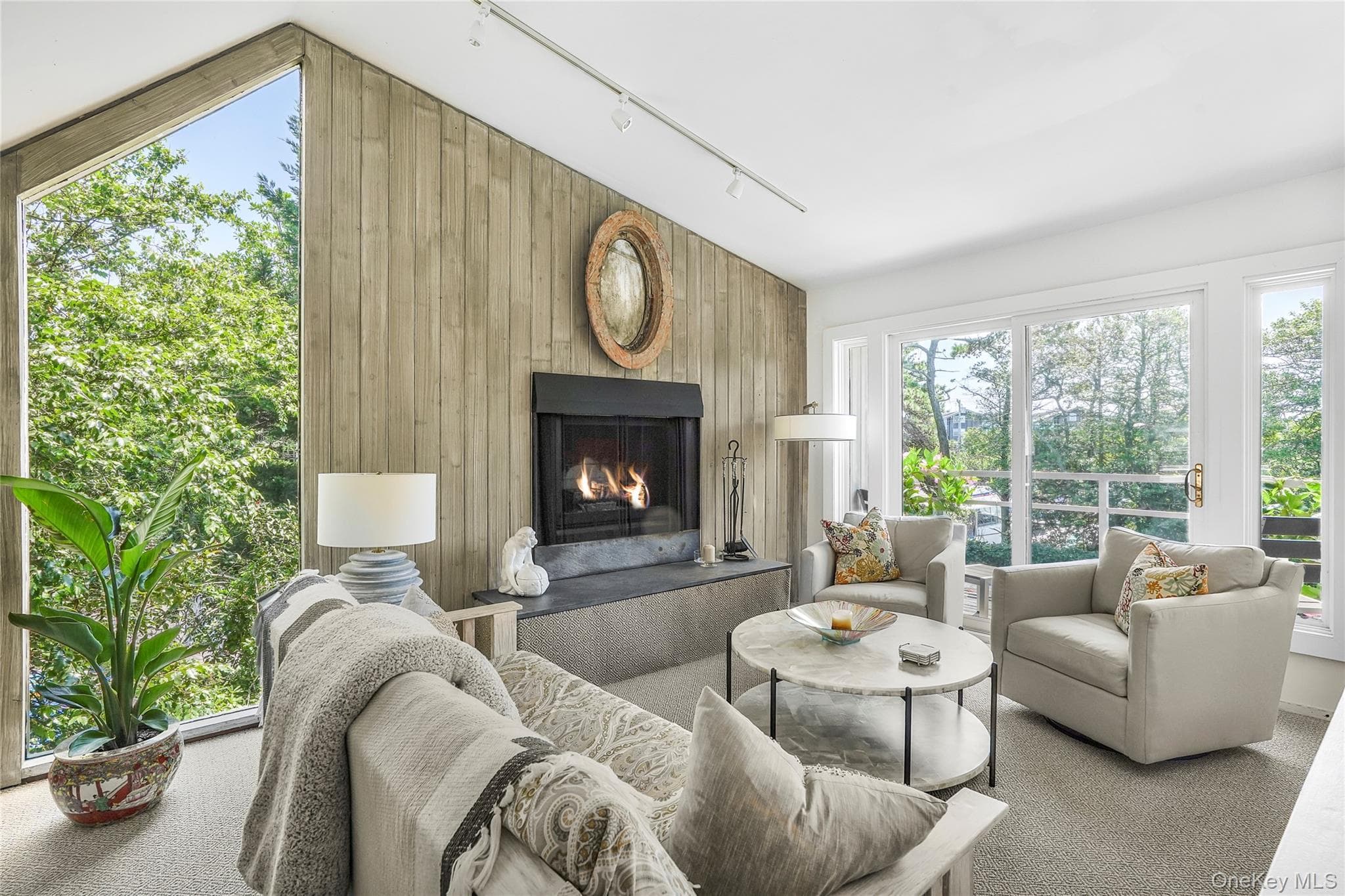 77 Bay Walk thumbnail 10