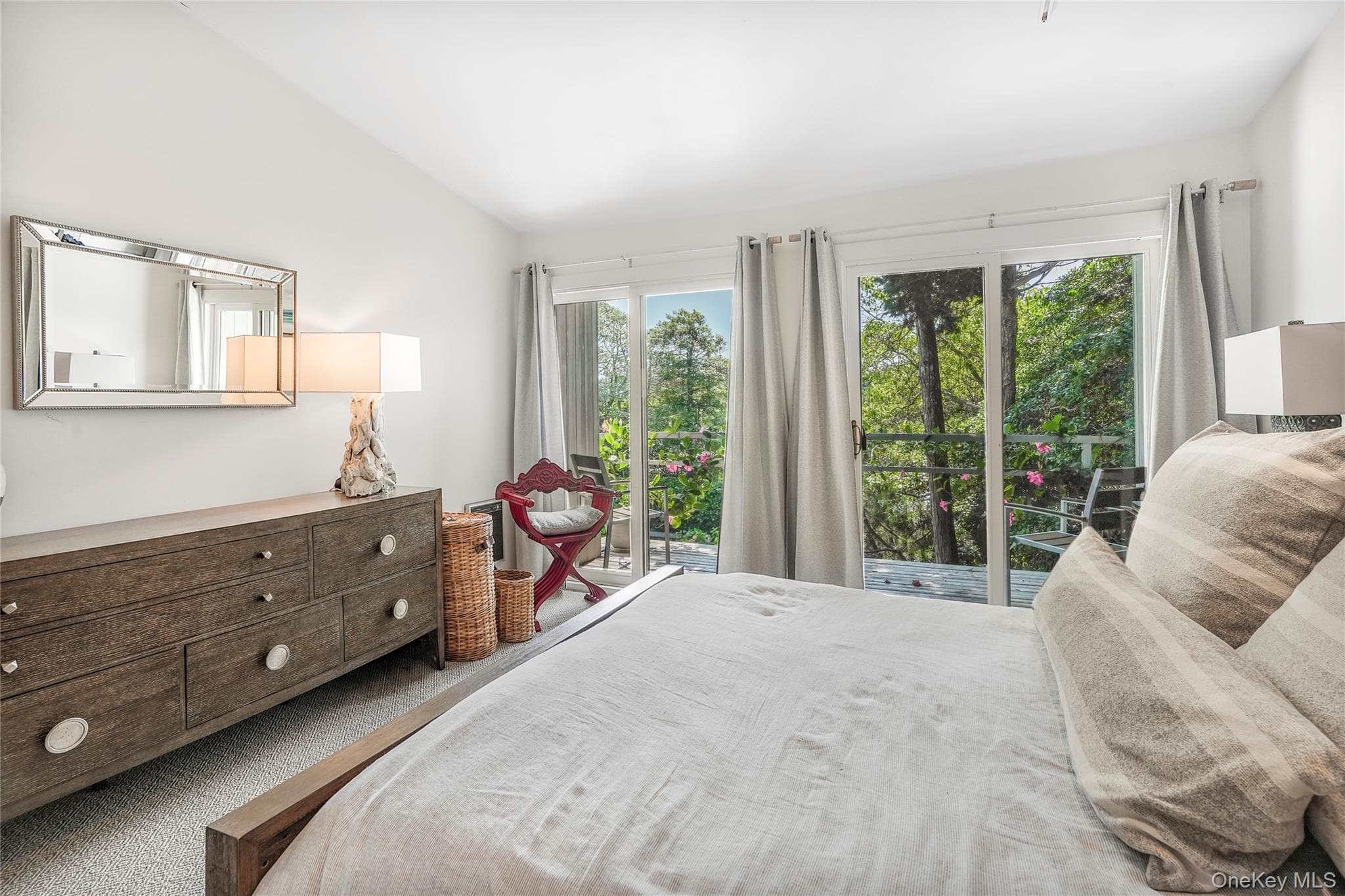 77 Bay Walk thumbnail 15
