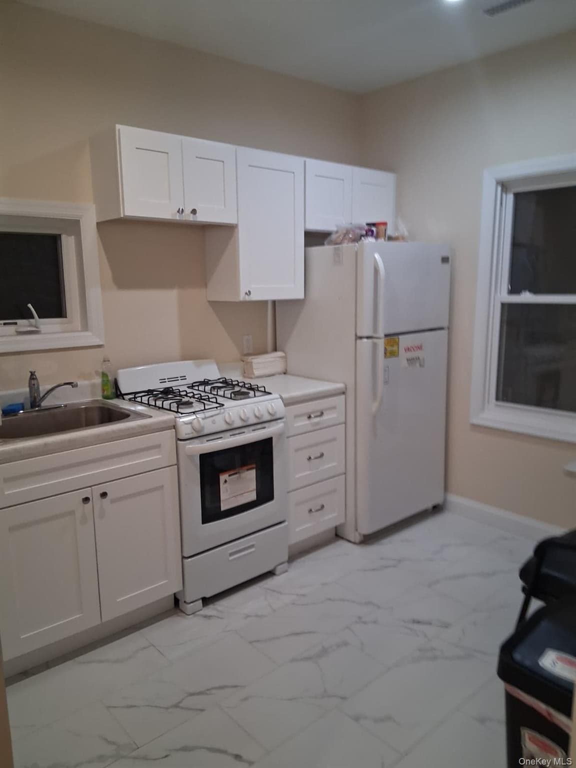 601 E 226th Street thumbnail 17
