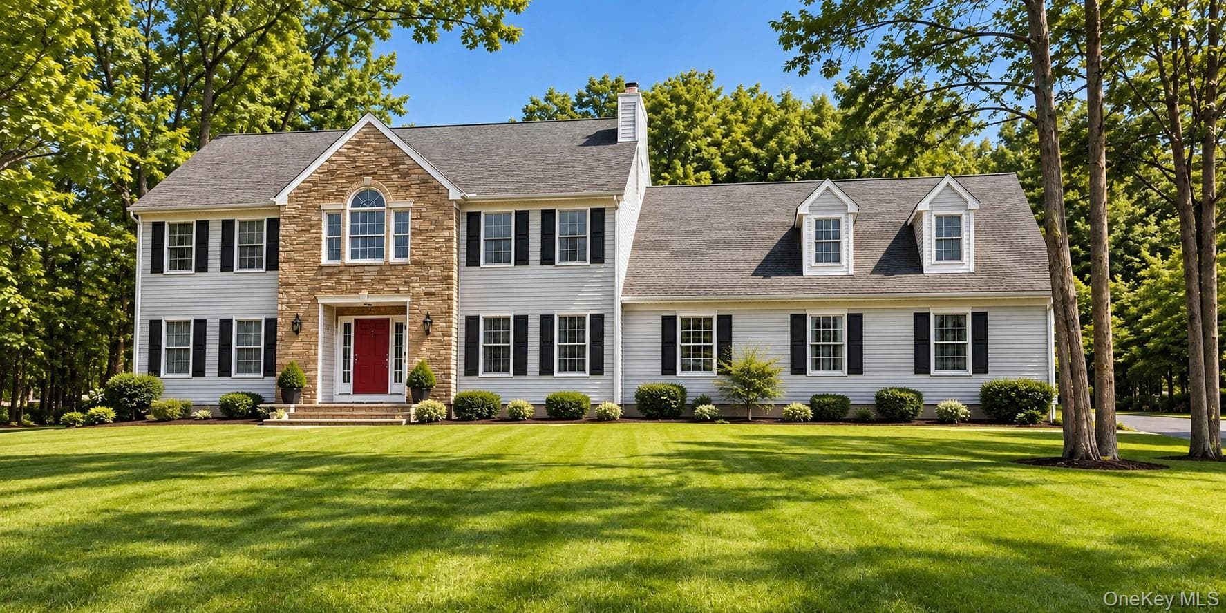 15 Deer Meadow Run, Brookhaven
