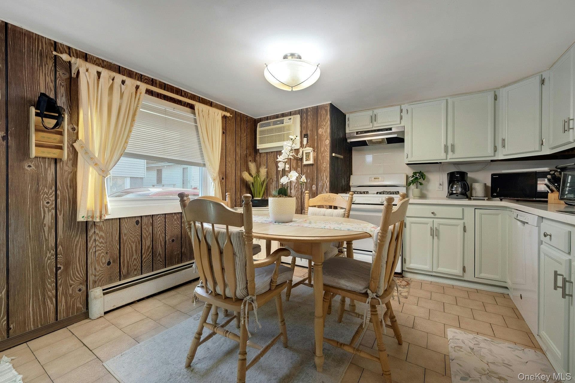 30D Edgewater Park Unit: D thumbnail 5