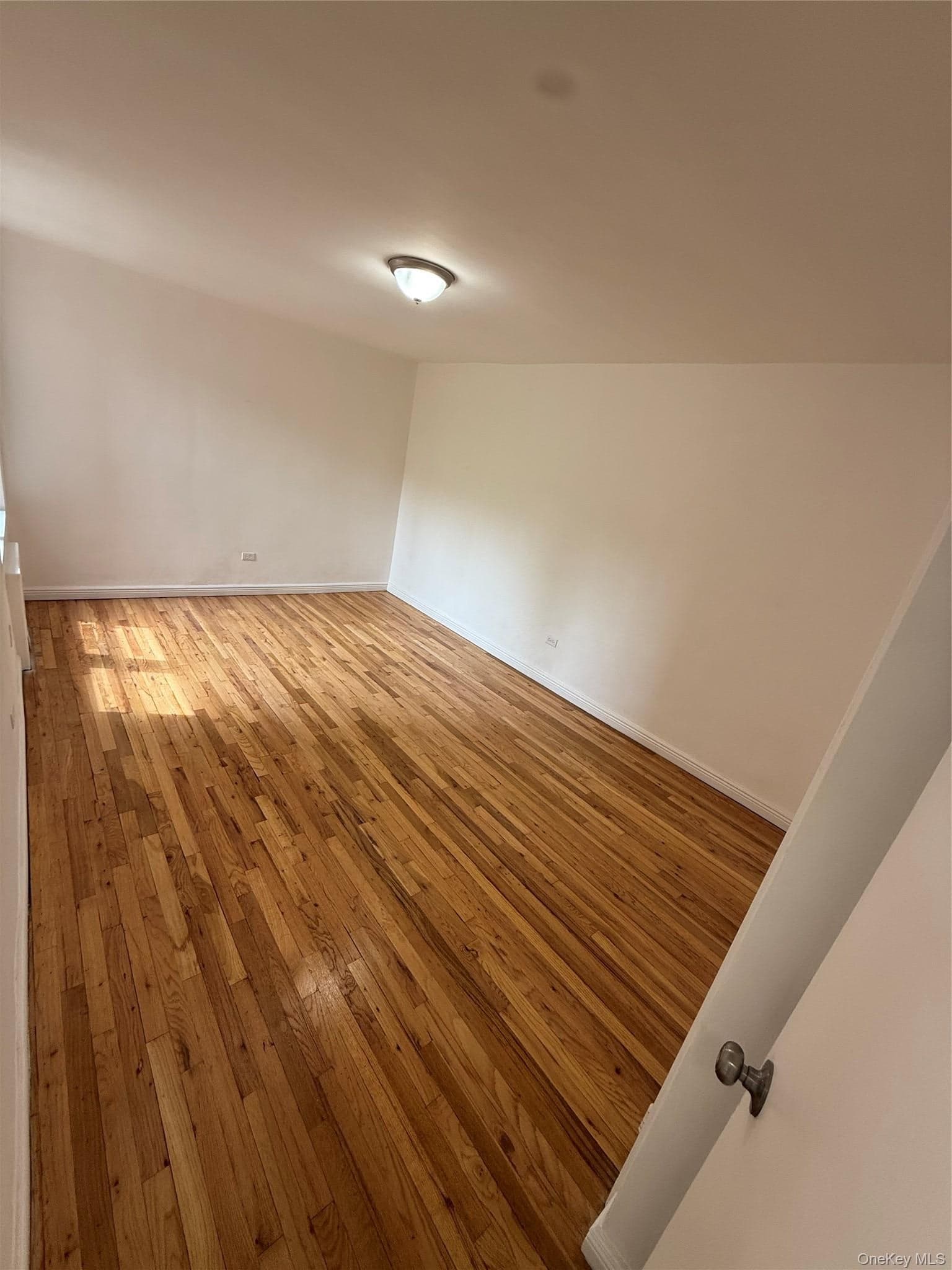 67-25 Clyde Street Unit: 5D thumbnail 5