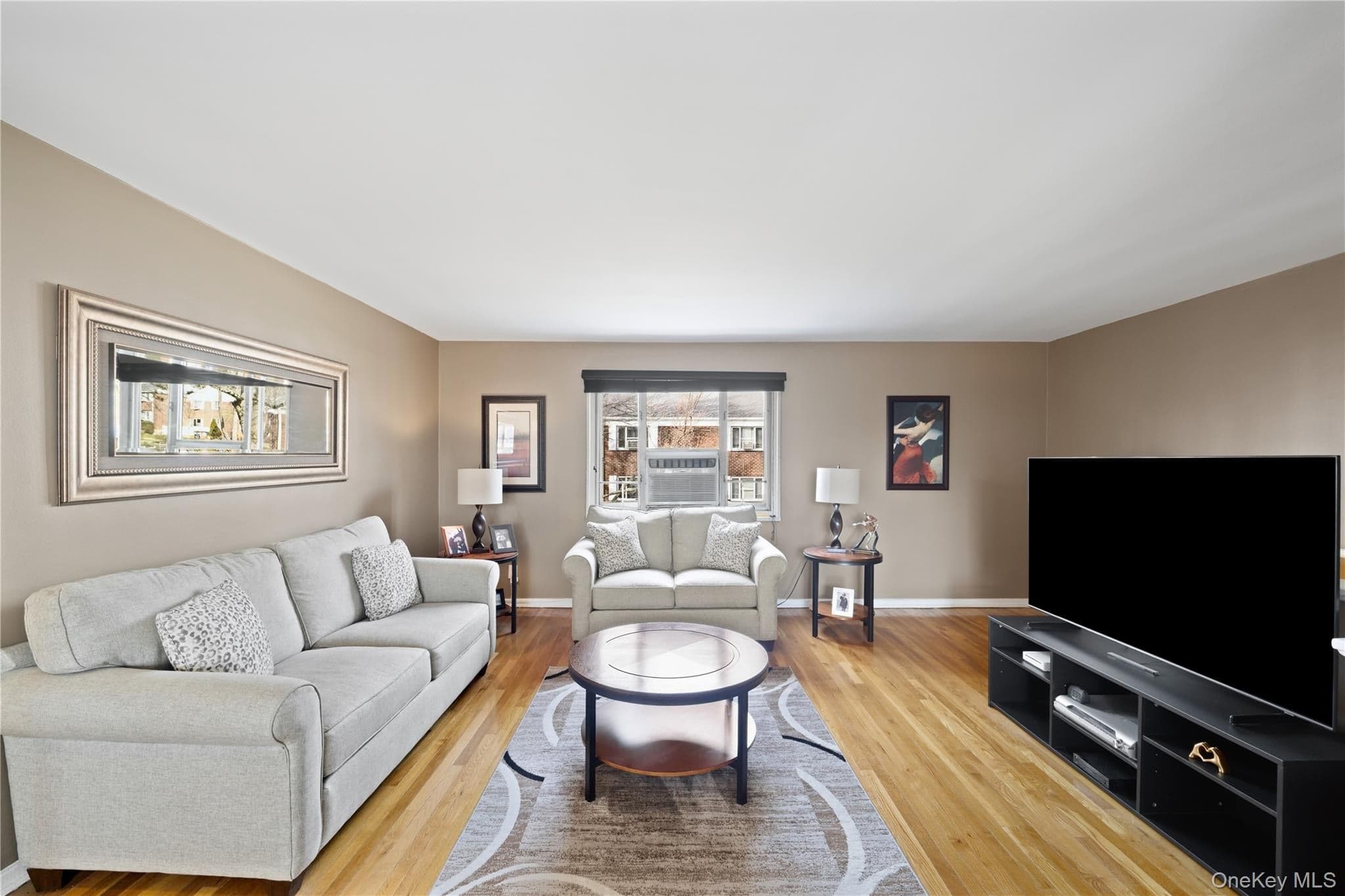 226-10 Manor Road Unit: Upper thumbnail 5