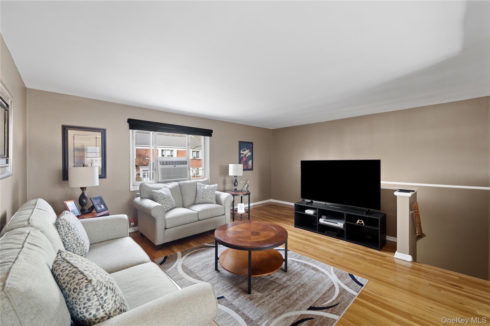 226-10 Manor Road Unit: Upper thumbnail 4