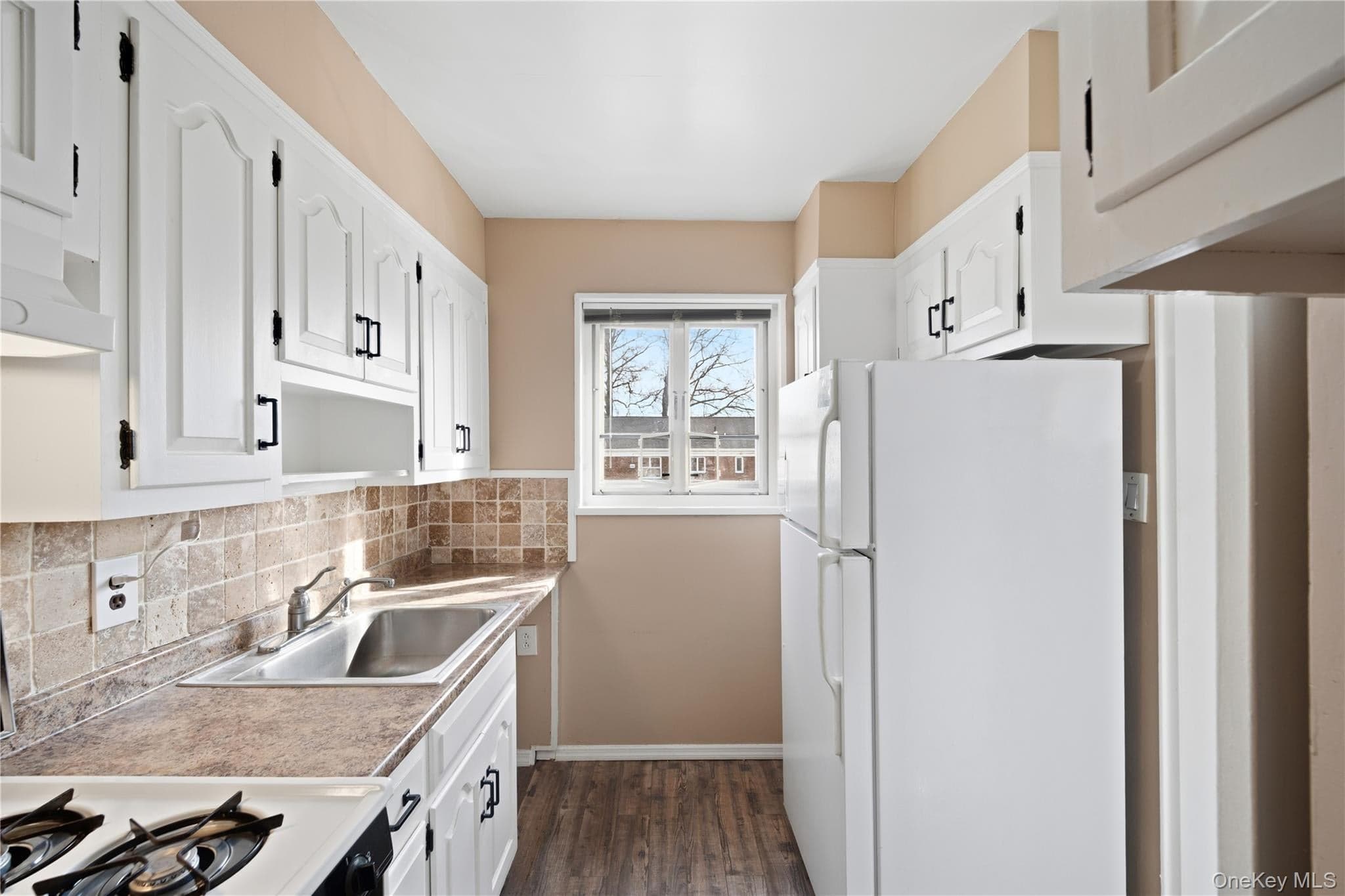 226-10 Manor Road Unit: Upper thumbnail 11