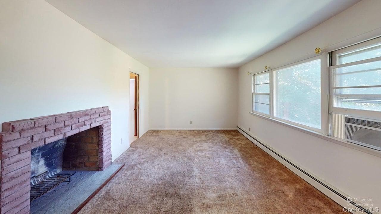 661 Warren Avenue thumbnail 4