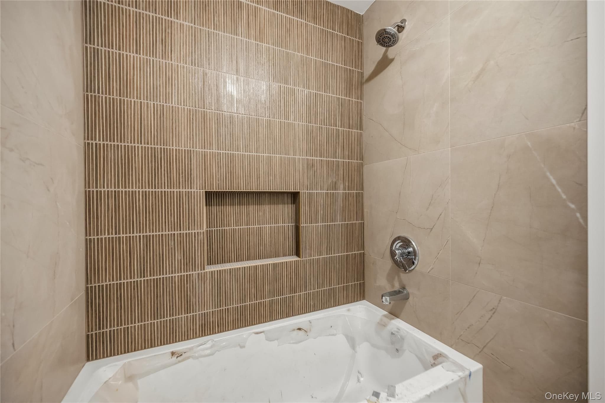 27 Ewing Avenue Unit: 201 thumbnail 41