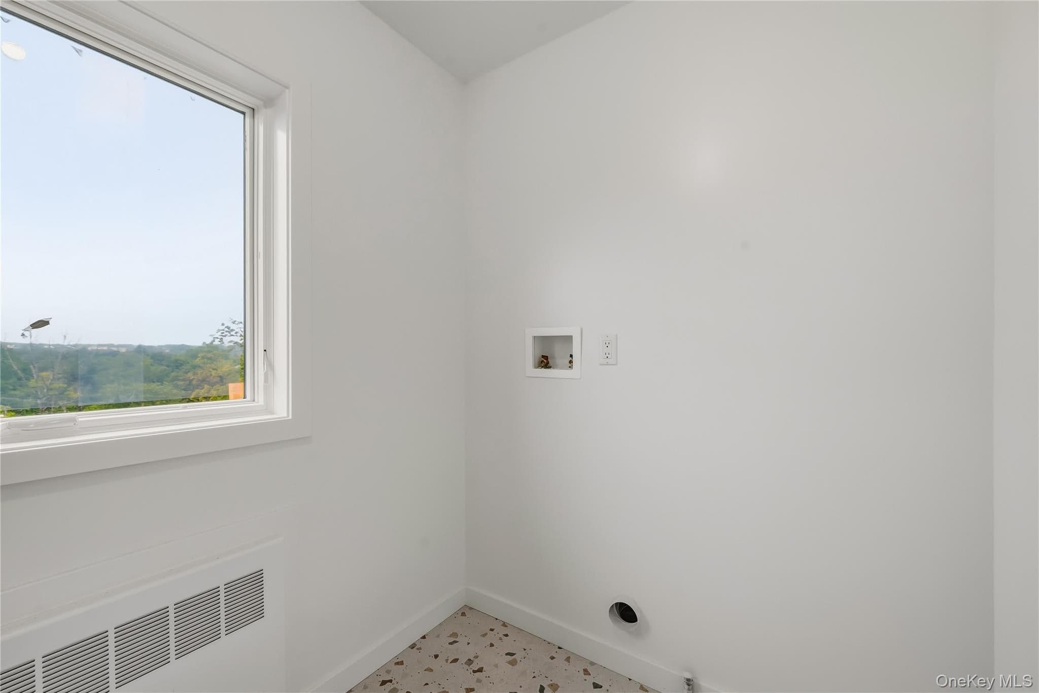 27 Ewing Avenue Unit: 201 thumbnail 28