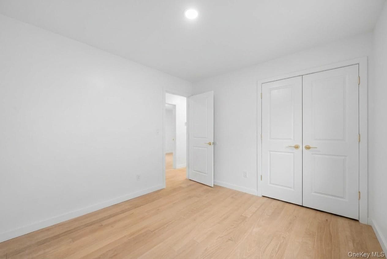 27 Ewing Avenue Unit: 201 thumbnail 30