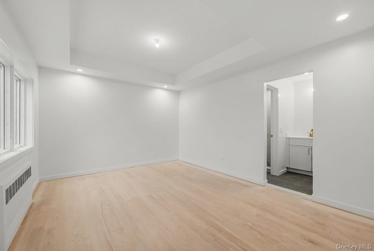 27 Ewing Avenue Unit: 201 thumbnail 22