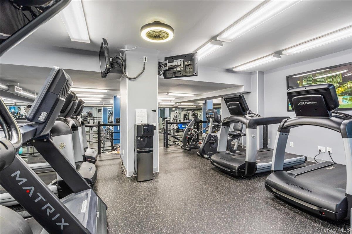 17-85 215th Street Unit: 3E thumbnail 36