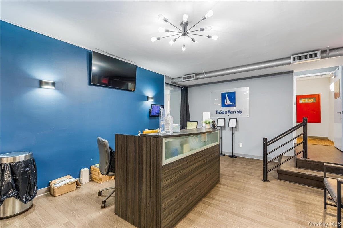 17-85 215th Street Unit: 3E thumbnail 39