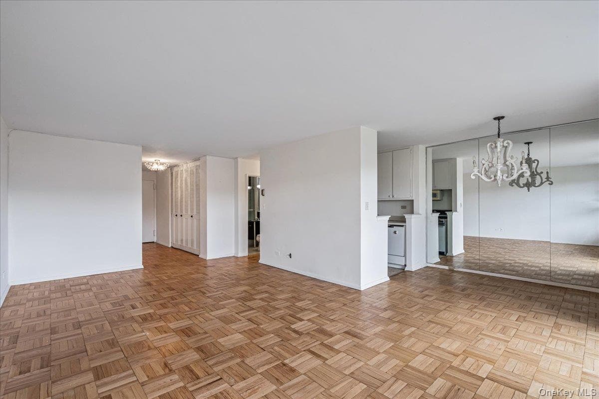 17-85 215th Street Unit: 3E thumbnail 6