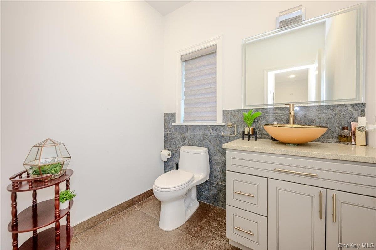345 Washington Avenue thumbnail 23