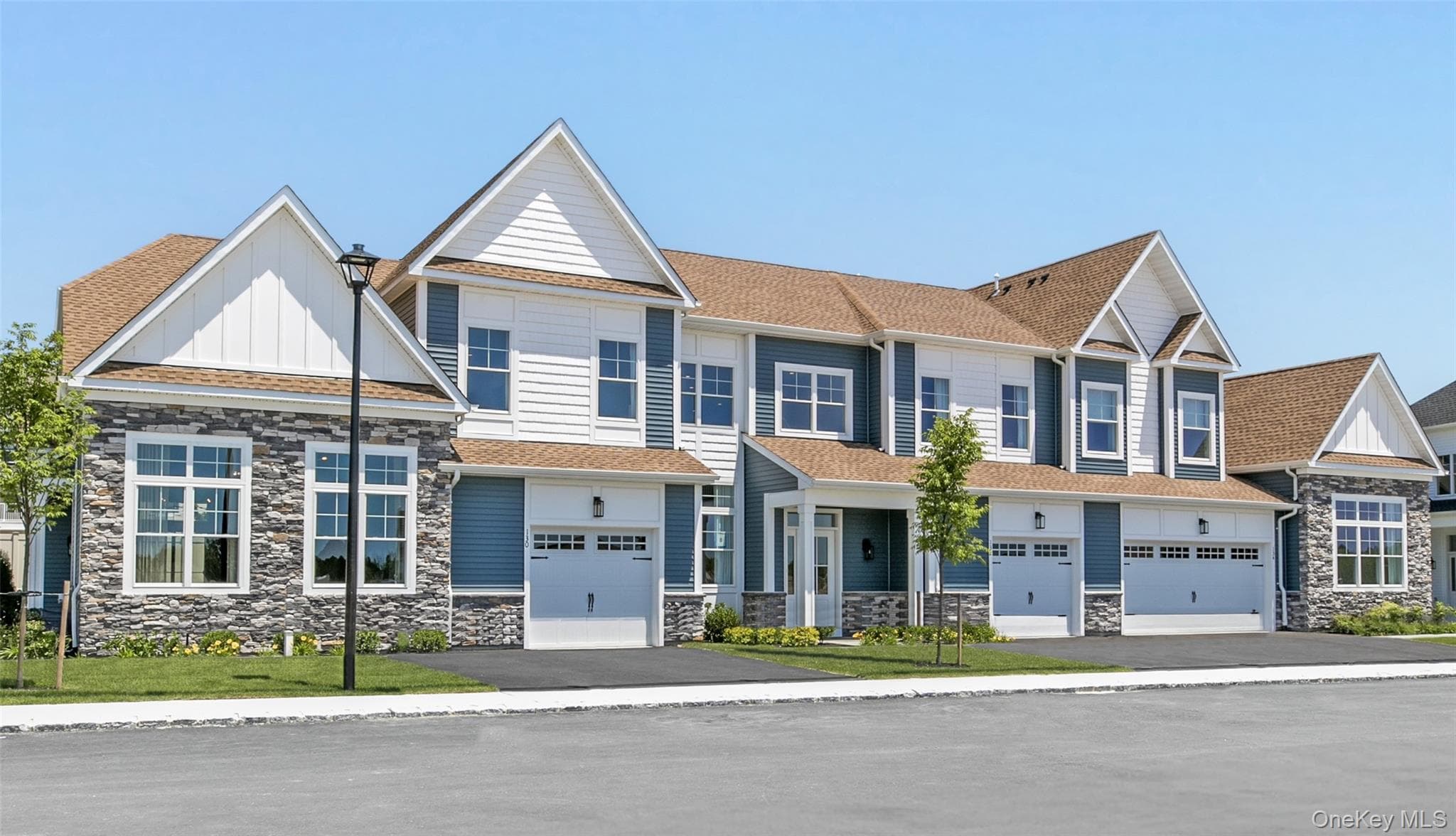 103 Foxwood Drive Unit: 73, Yaphank