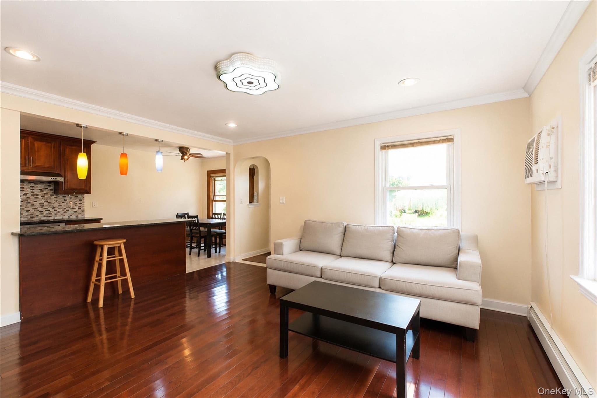 175 Latham Road thumbnail 4